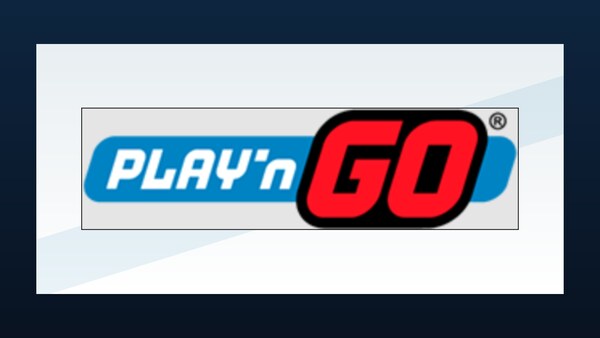Play’n GO ametlik värviline logo tumedal lillal taustal.